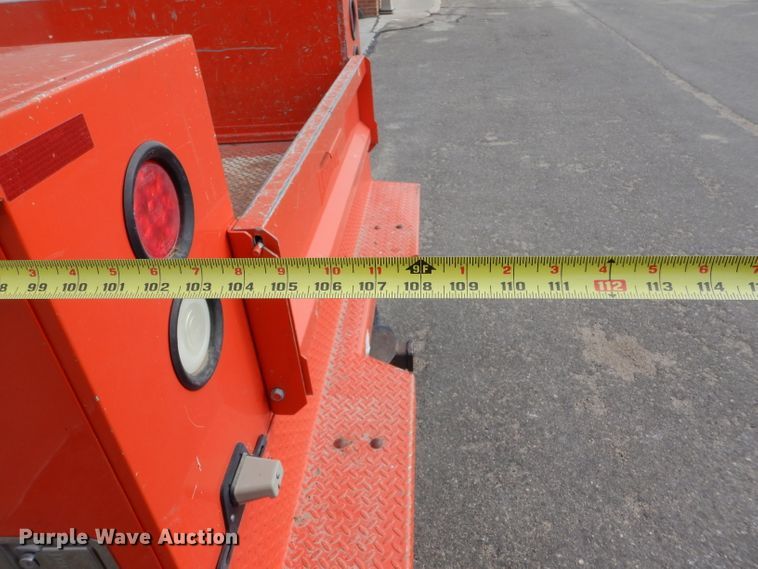 image for item IE9662 2008 Ford F250 Super Duty  Crew Cab utility bed pickup truck