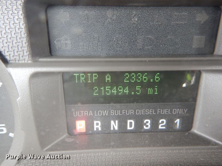 image for item IE9662 2008 Ford F250 Super Duty  Crew Cab utility bed pickup truck