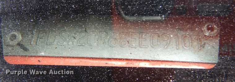 image for item IE9662 2008 Ford F250 Super Duty  Crew Cab utility bed pickup truck