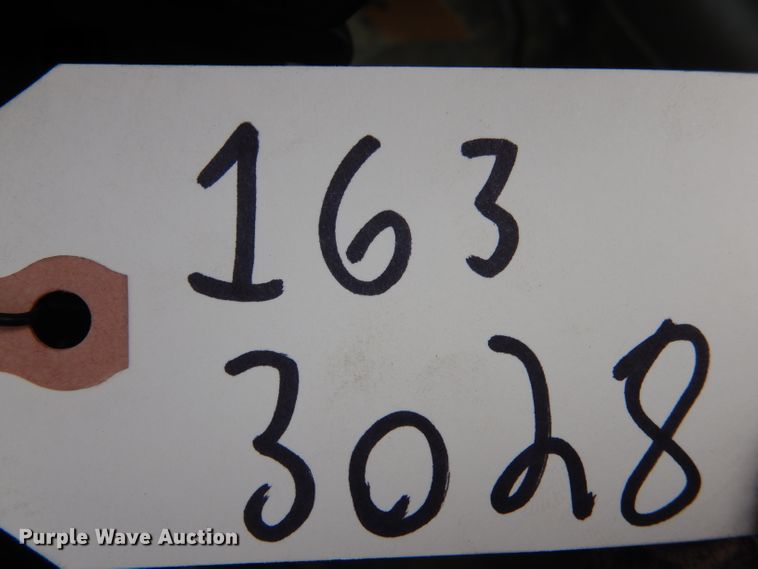 image for item IE9662 2008 Ford F250 Super Duty  Crew Cab utility bed pickup truck