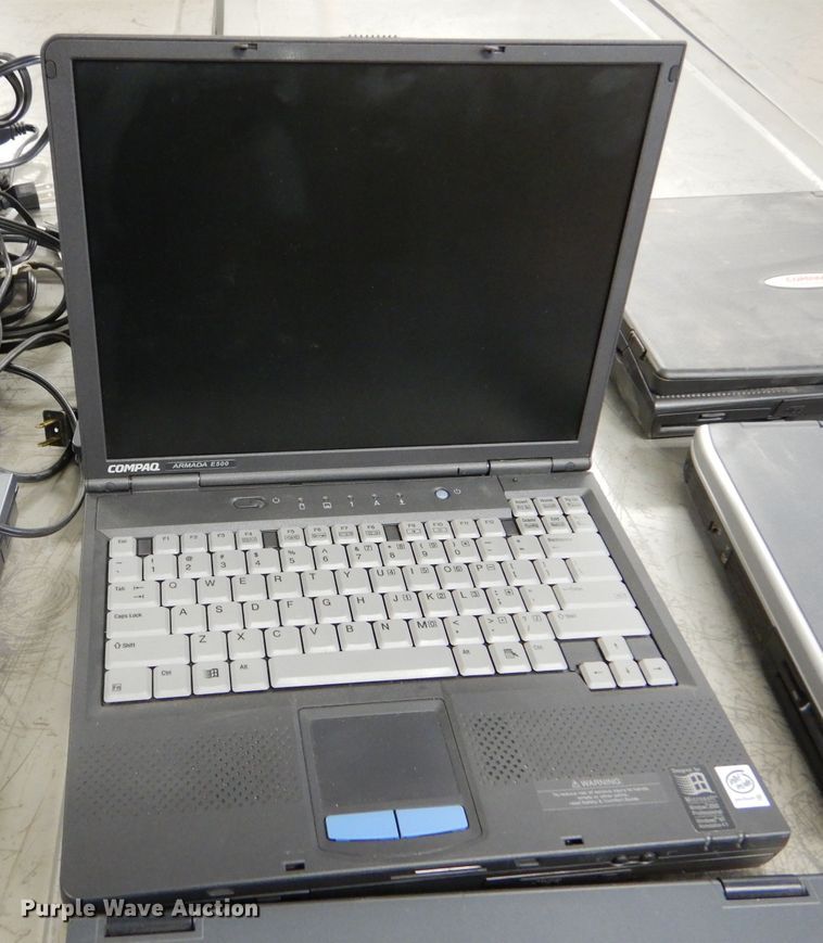 image for item IE9676 (14) Compaq laptops