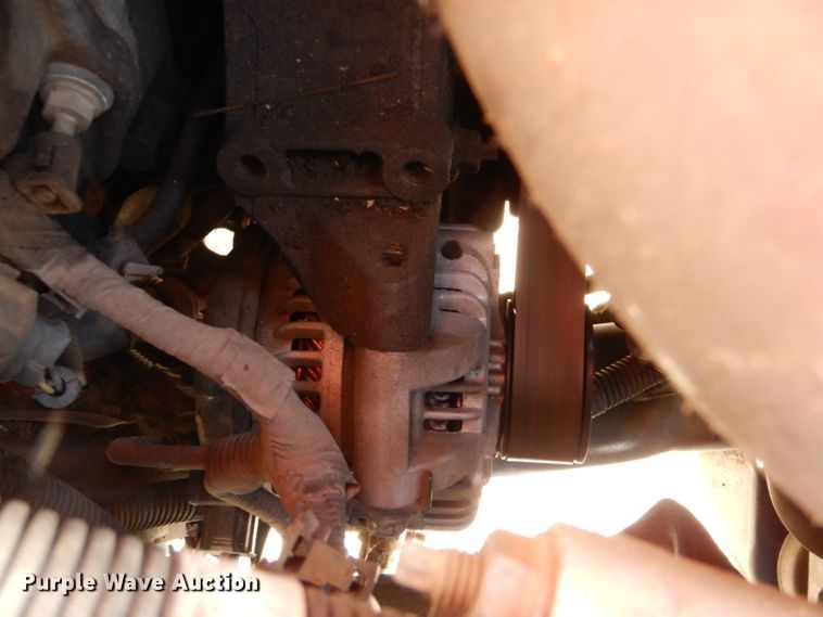 image for item IE9677 2008 Ford F250 Super Duty XL  utility bed pickup truck