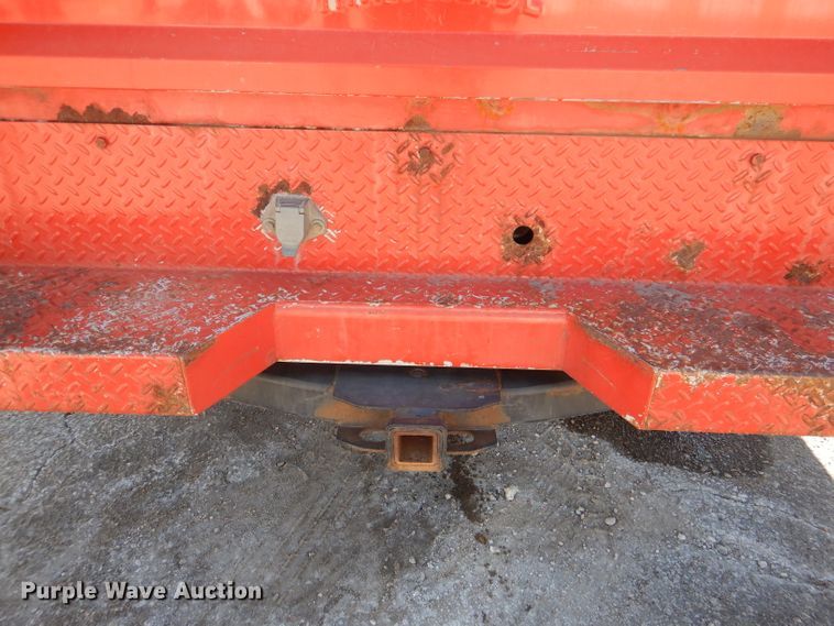 image for item IE9678 2011 Ford F250 Super Duty XL  utility bed pickup truck