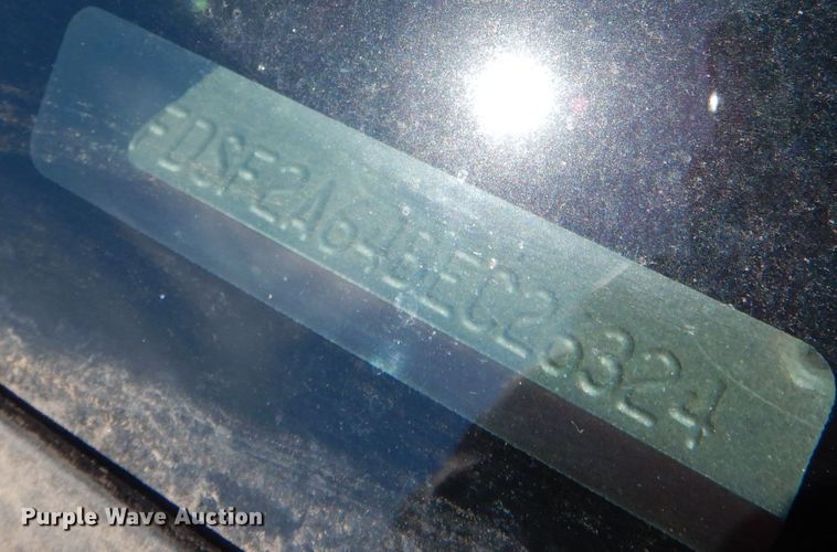 image for item IE9678 2011 Ford F250 Super Duty XL  utility bed pickup truck