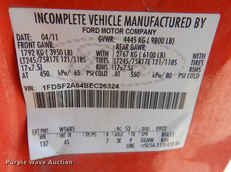 image for item IE9678 2011 Ford F250 Super Duty XL  utility bed pickup truck