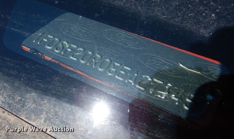 image for item IE9679 2008 Ford F250 Super Duty  utility bed pickup truck