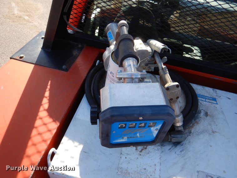 image for item IE9680 2010 Ford F250 Super Duty XL  utility bed pickup truck