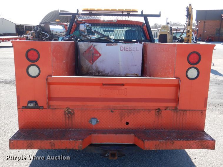 image for item IE9681 2011 Ford F250 Super Duty XL  utility bed pickup truck