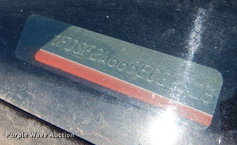 image for item IE9681 2011 Ford F250 Super Duty XL  utility bed pickup truck