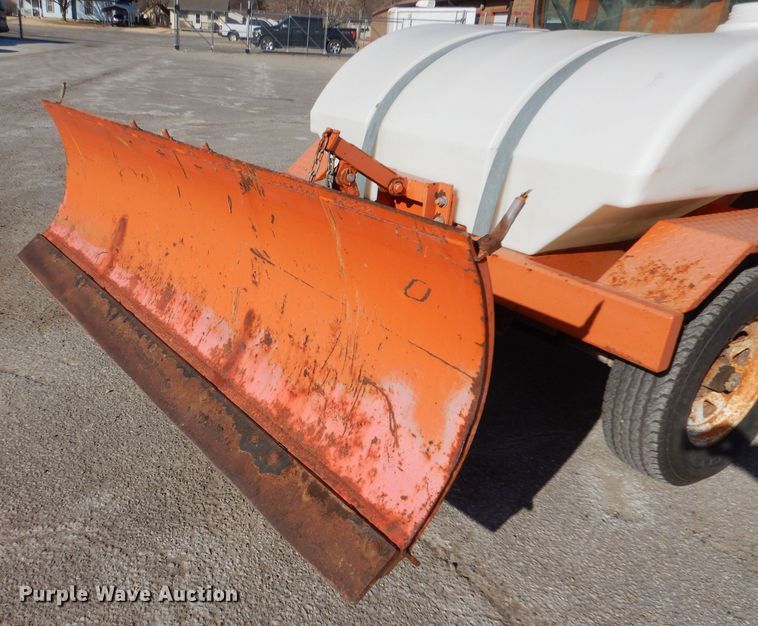 image for item IE9683 2006 Broce RJ-350  broom