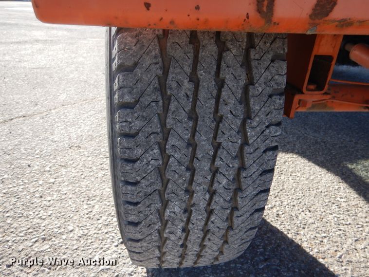 image for item IE9683 2006 Broce RJ-350  broom