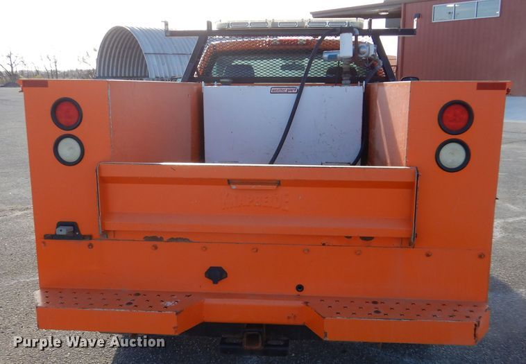 image for item IE9684 2012 Chevrolet Silverado 2500HD  utility bed pickup truck