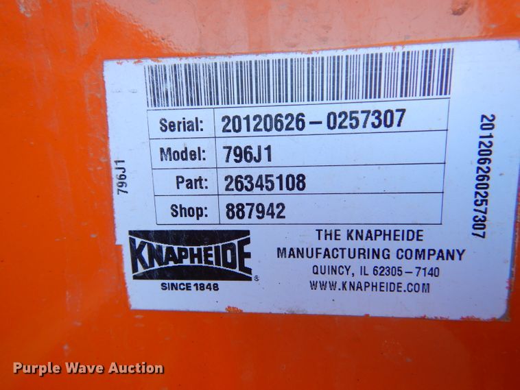 image for item IE9684 2012 Chevrolet Silverado 2500HD  utility bed pickup truck