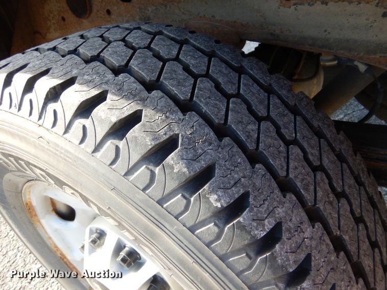 image for item IE9684 2012 Chevrolet Silverado 2500HD  utility bed pickup truck