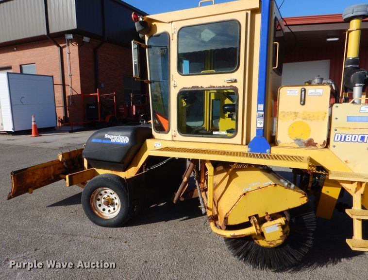 image for item IE9685 2007 Superior DT80-C  broom