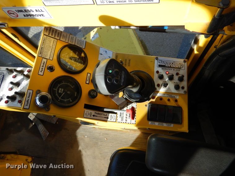 image for item IE9685 2007 Superior DT80-C  broom