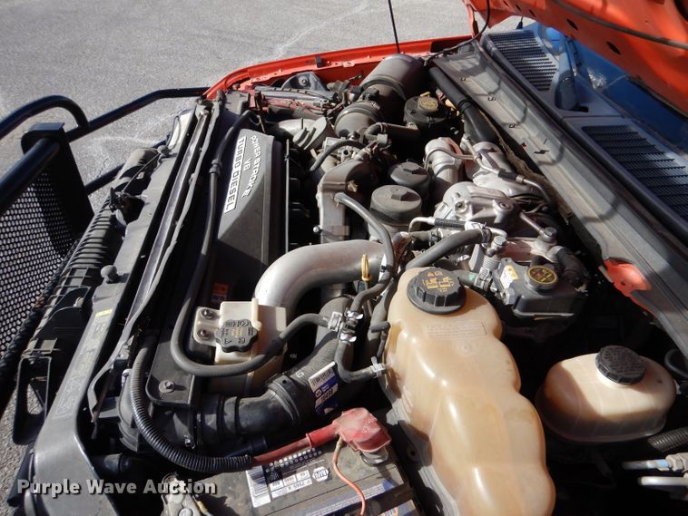 image for item IE9686 2009 Ford F250 Super Duty XL  utility bed pickup truck