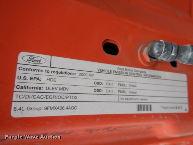 image for item IE9686 2009 Ford F250 Super Duty XL  utility bed pickup truck