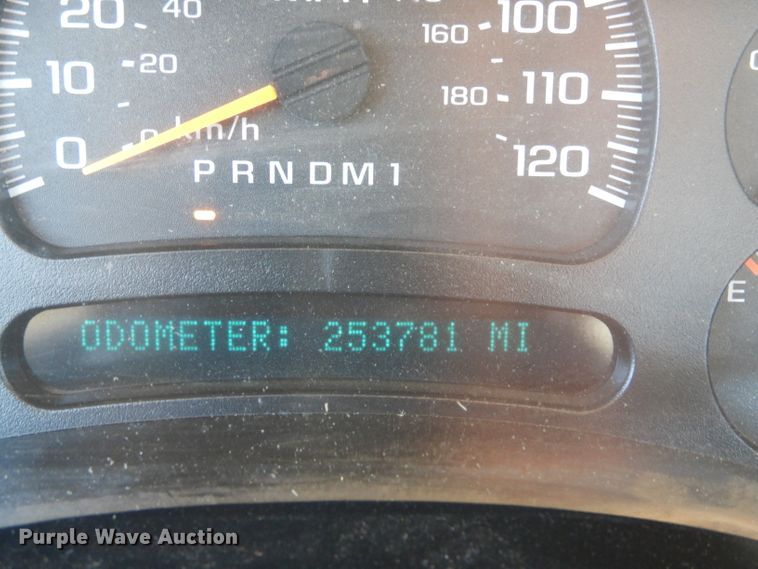 image for item IE9687 2006 Chevrolet Silverado 3500  Crew Cab utility bed pickup truck