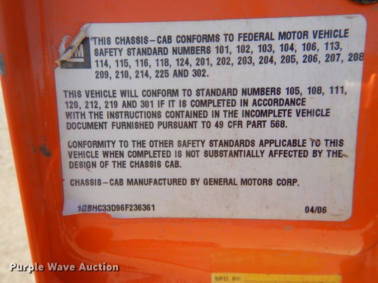 image for item IE9687 2006 Chevrolet Silverado 3500  Crew Cab utility bed pickup truck