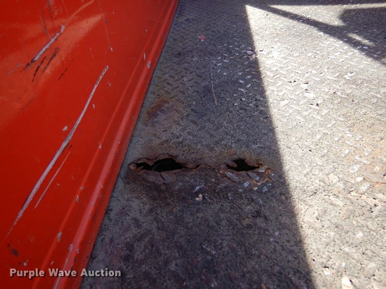 image for item IE9688 2008 Ford F250 Super Duty XL  utility bed pickup truck