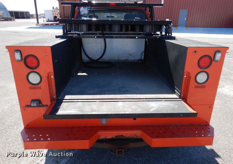 image for item IE9689 2014 Ford F250 Super Duty XL  Crew Cab utility bed pickup truck