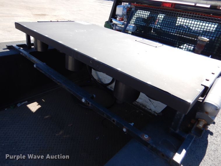 image for item IE9689 2014 Ford F250 Super Duty XL  Crew Cab utility bed pickup truck