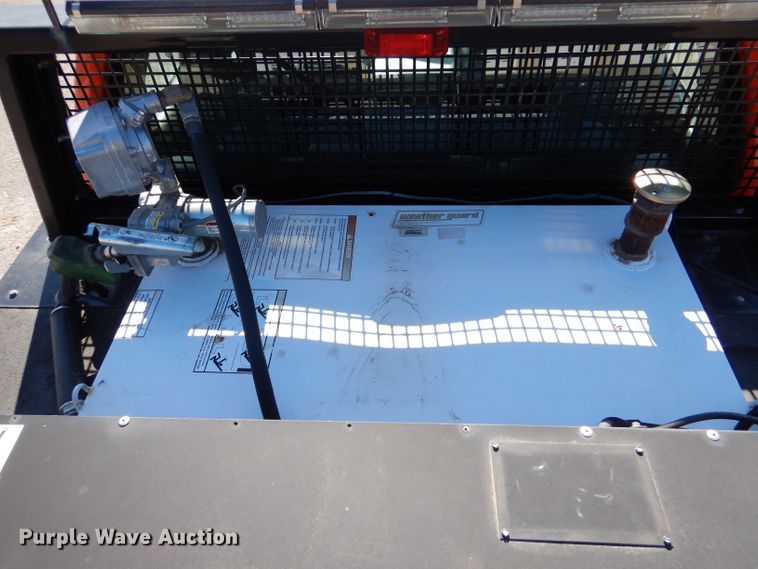 image for item IE9689 2014 Ford F250 Super Duty XL  Crew Cab utility bed pickup truck