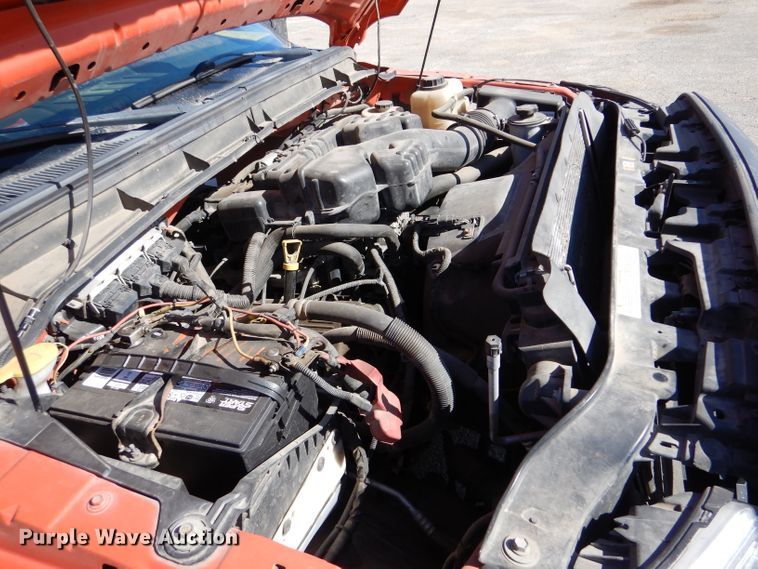 image for item IE9689 2014 Ford F250 Super Duty XL  Crew Cab utility bed pickup truck