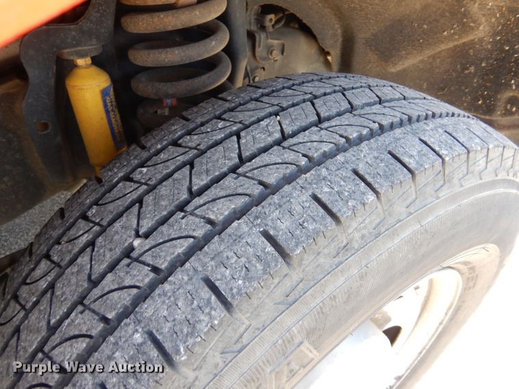 image for item IE9689 2014 Ford F250 Super Duty XL  Crew Cab utility bed pickup truck