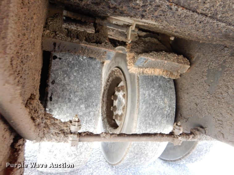 image for item IE9690 2000 Bomag BW11RH  pneumatic roller