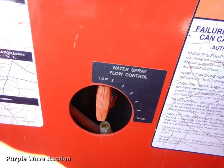 image for item IE9690 2000 Bomag BW11RH  pneumatic roller