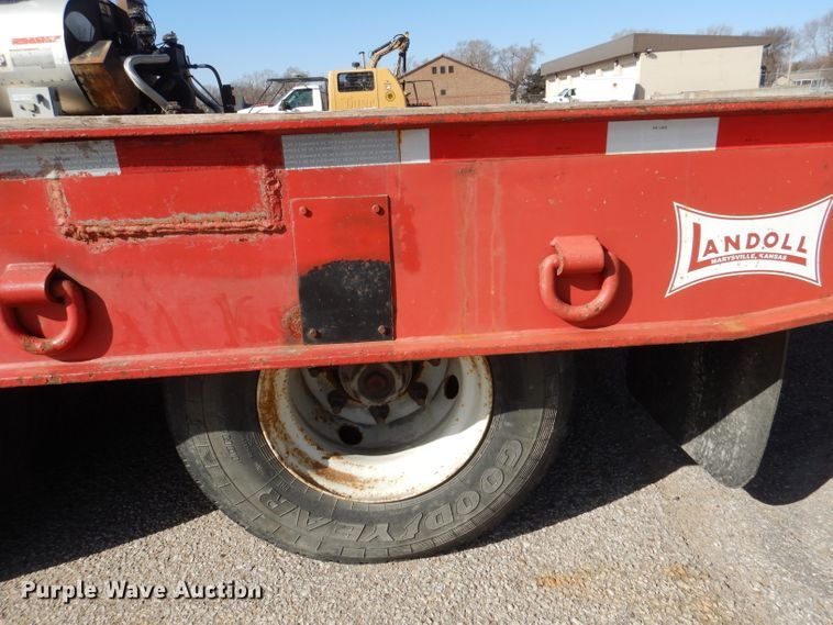 image for item IE9691 2008 Landoll 345D  tilt deck equipment trailer