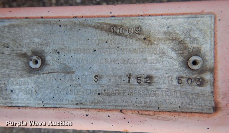 image for item IE9692 2005 American Signal CMS-T331  message board trailer