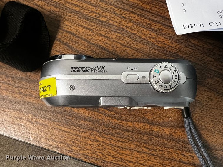 image for item JH9398 (4) cameras