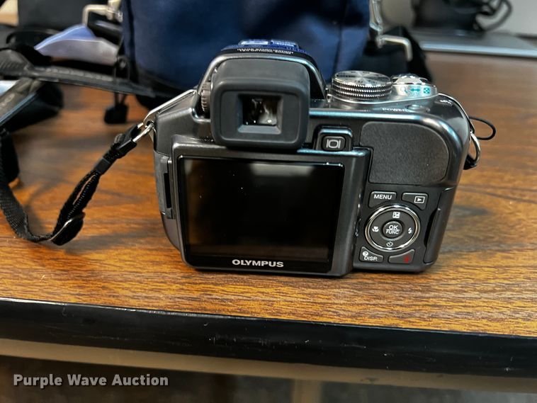 image for item JH9398 (4) cameras