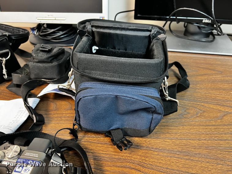 image for item JH9398 (4) cameras
