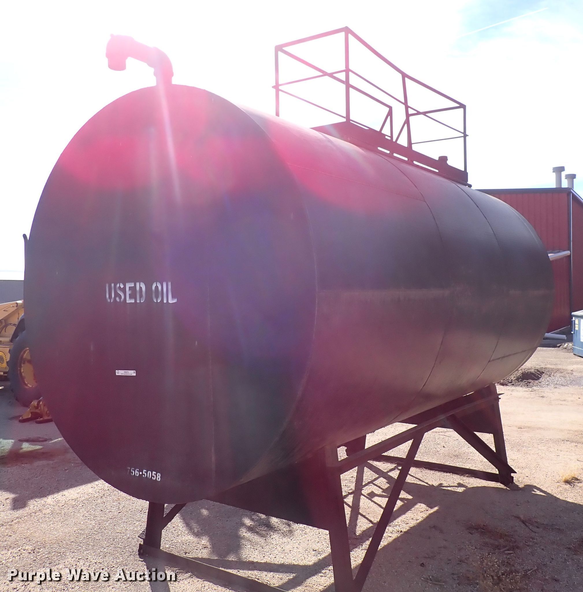 Watkins asphalt tank in Hutchinson, KS Item IH9575 sold Purple Wave