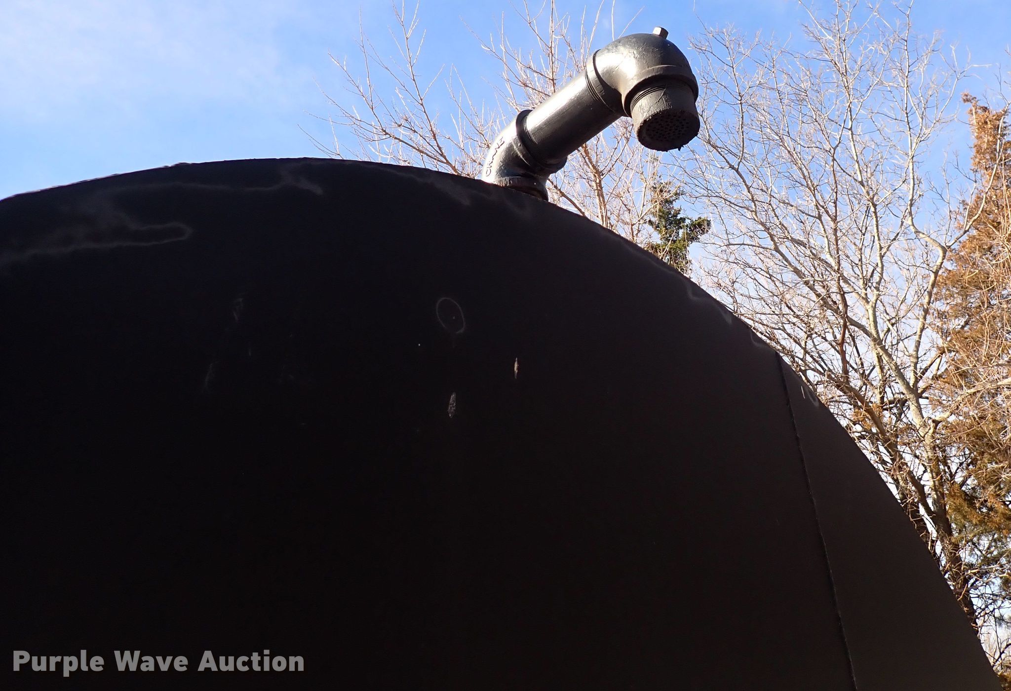 Watkins asphalt tank in Hutchinson, KS Item IH9575 sold Purple Wave