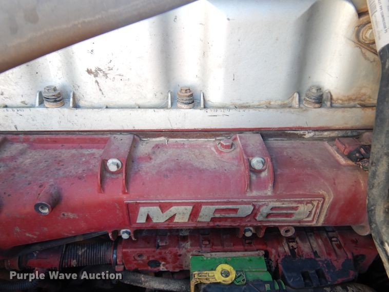 image for item DF0030 2014 Mack CHU613  semi truck