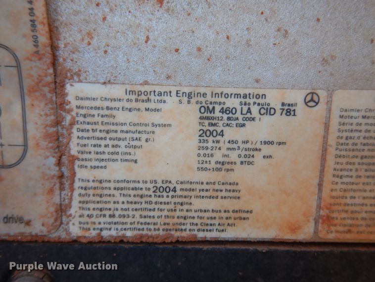 image for item DF0103 2005 Freightliner Columbia 120  semi truck