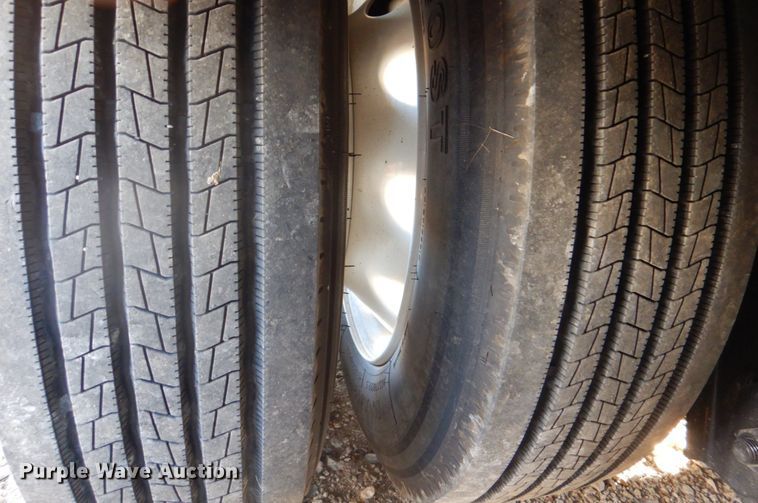 image for item DH7329 2021 Viking VFDD49R18F40T  double drop deck equipment trailer