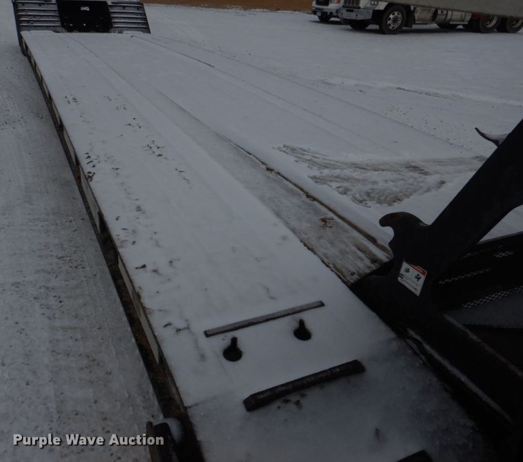 image for item DH8194 2007 Landoll 835  lowboy equipment trailer