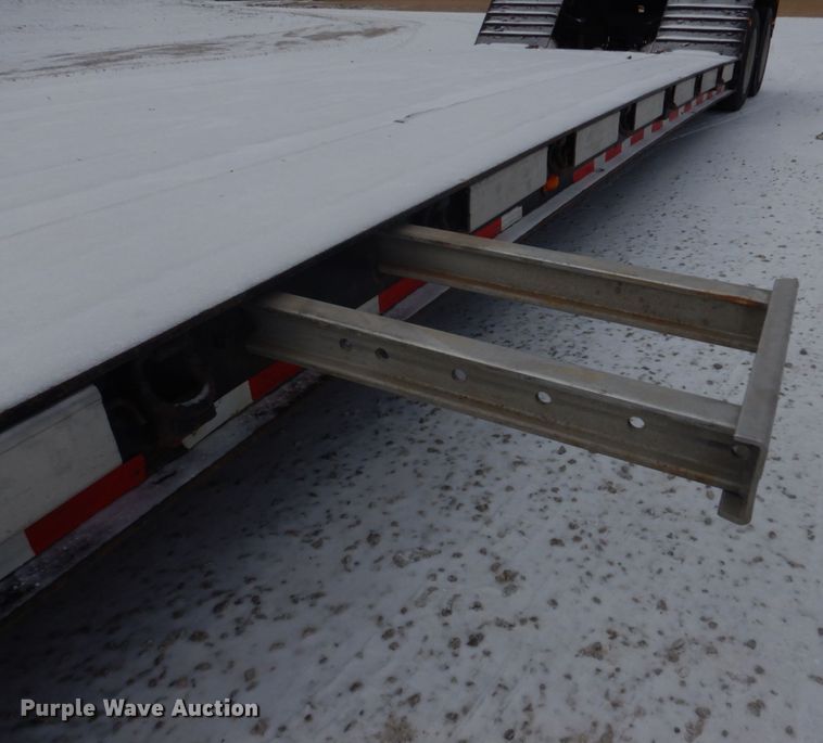 image for item DH8194 2007 Landoll 835  lowboy equipment trailer