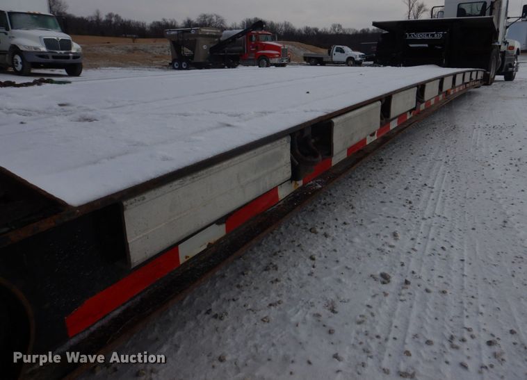 image for item DH8194 2007 Landoll 835  lowboy equipment trailer