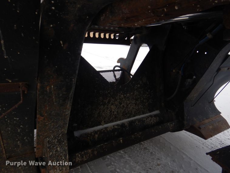 image for item DH8194 2007 Landoll 835  lowboy equipment trailer