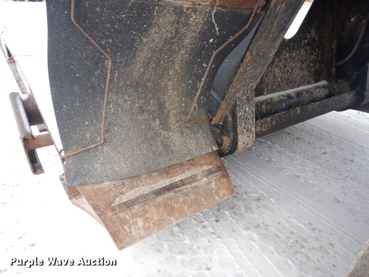 image for item DH8194 2007 Landoll 835  lowboy equipment trailer