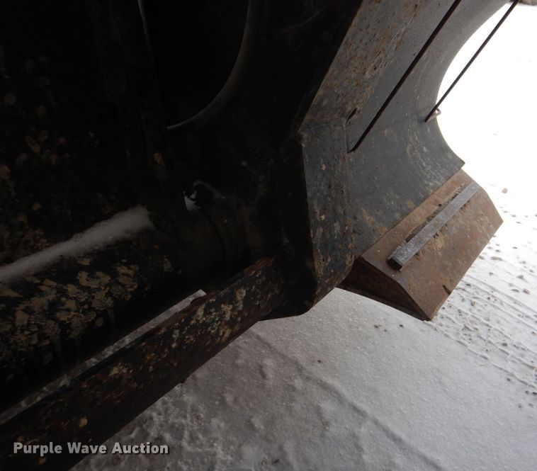 image for item DH8194 2007 Landoll 835  lowboy equipment trailer