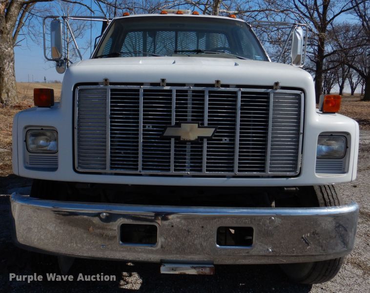 image for item DH8196 1992 Chevrolet Kodiak C6500  flatbed truck