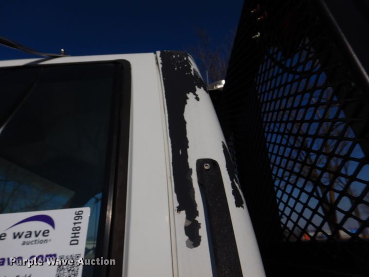 image for item DH8196 1992 Chevrolet Kodiak C6500  flatbed truck